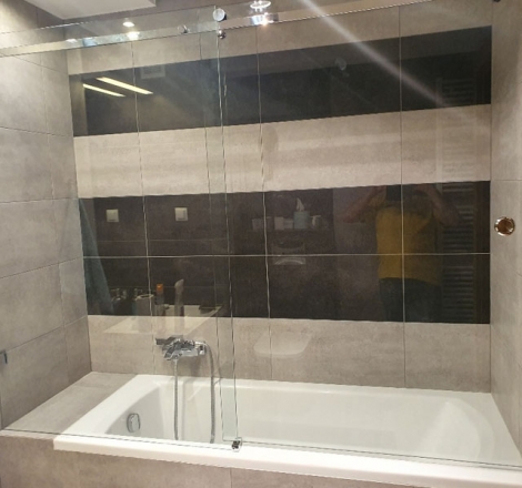 Parawan nawannowy ze szkła hartowanego